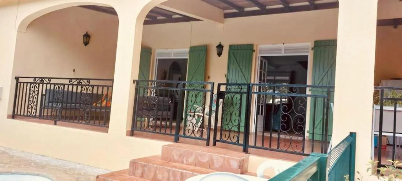 La Bastida : Villa Avec Piscine Le Moule