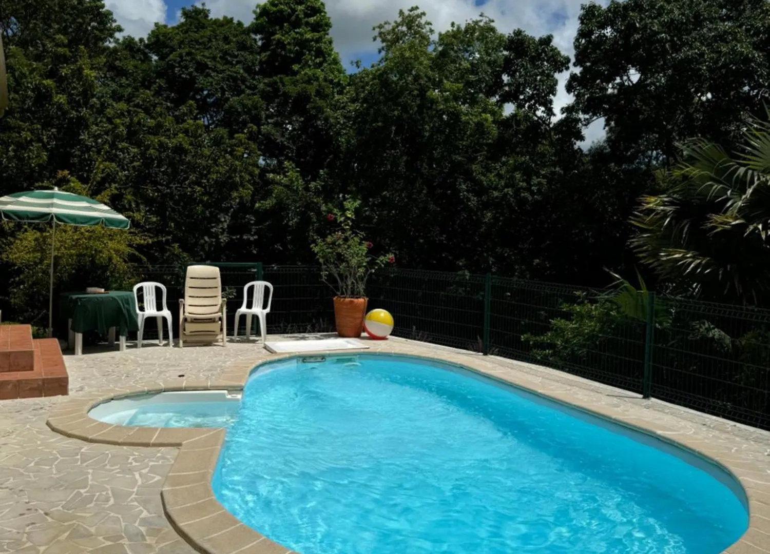 La Bastida : Villa Avec Piscine Le Moule